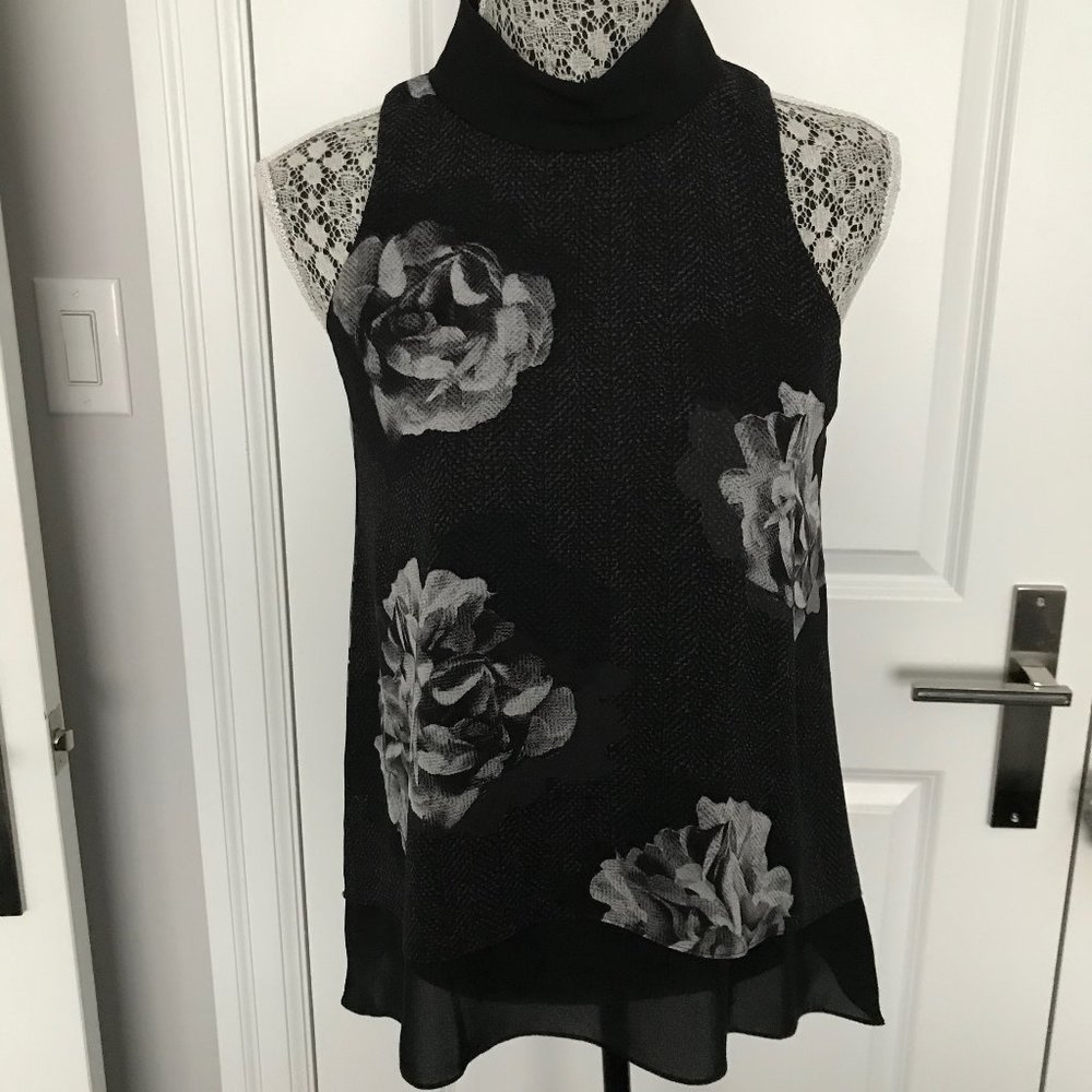 Ellen Tracy Sleeveless Blouse